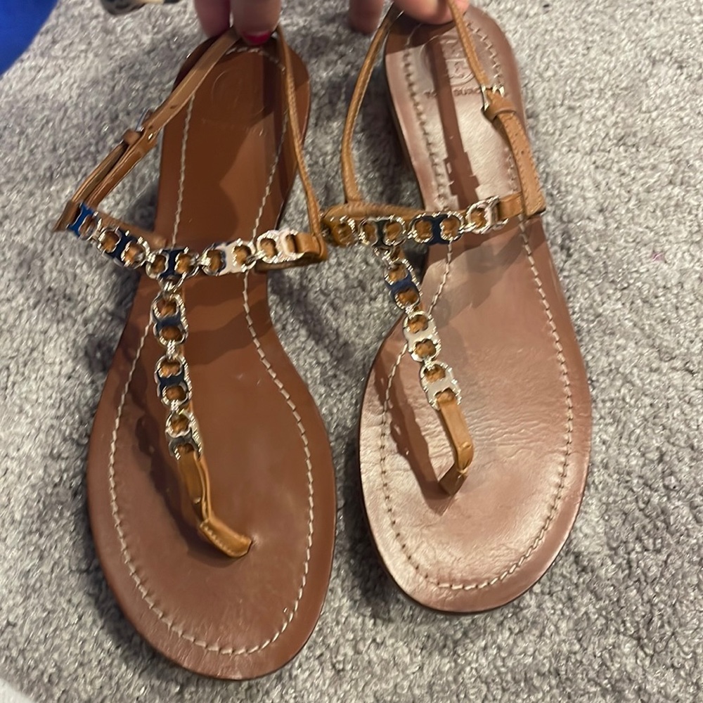 Tory Burch Gemini Link T-strap leather sandal in nude and gold